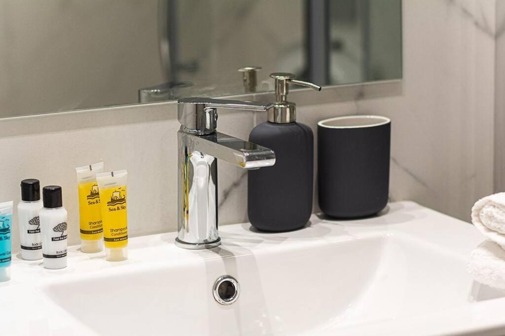 A11 Pristine & Comfy Studio Near Plaka & Parthenon 아테네 외부 사진